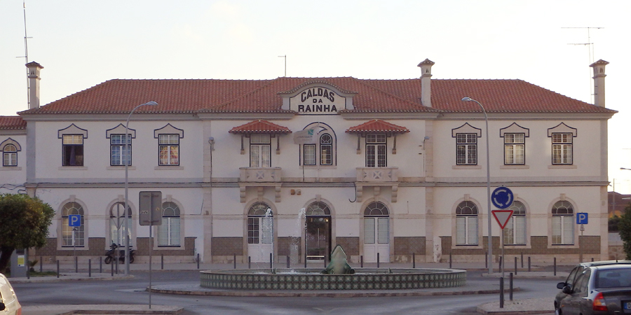 Besök Caldas da Rainha och se den vackra tågstationen