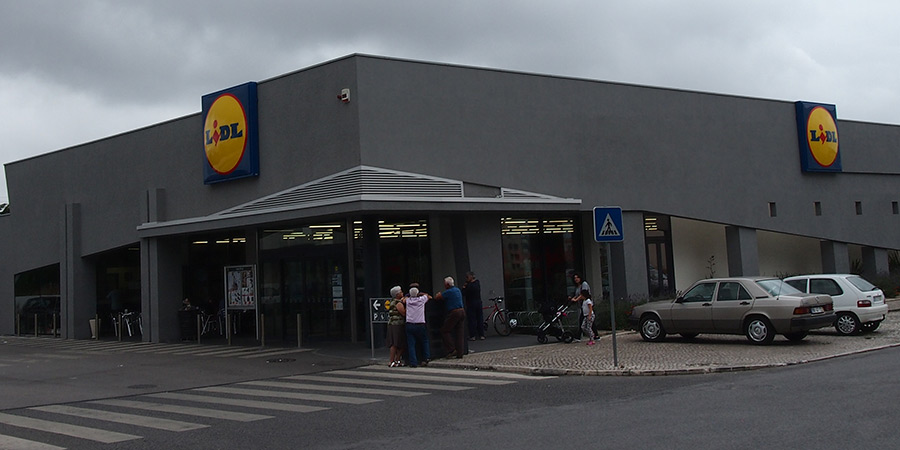 Tyska kedjan Lidl är en av många livsmedelsbutiker i Caldas da Rainha.