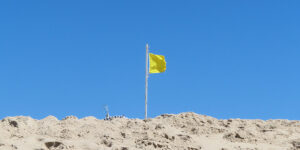 Praia do Mar flag Visit Caldas da Rainha